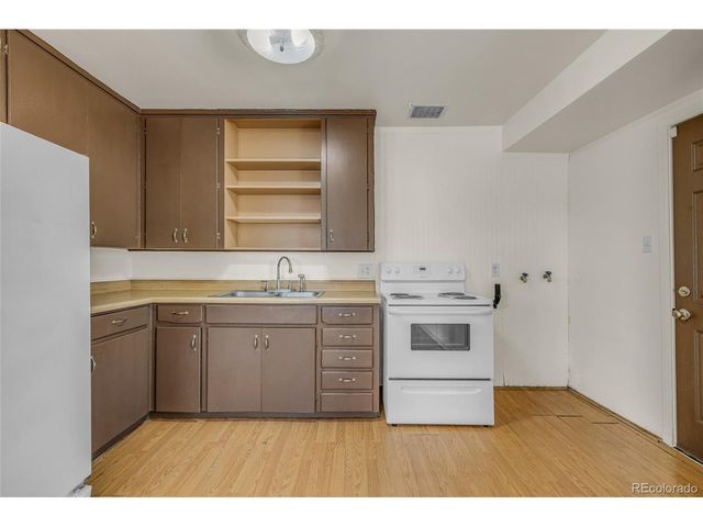 8891 Race St, Thornton, CO 80229