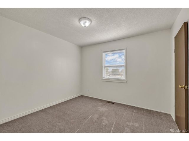 8891 Race St, Thornton, CO 80229