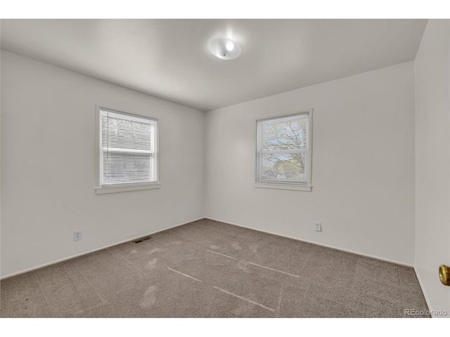 8891 Race St, Thornton, CO 80229