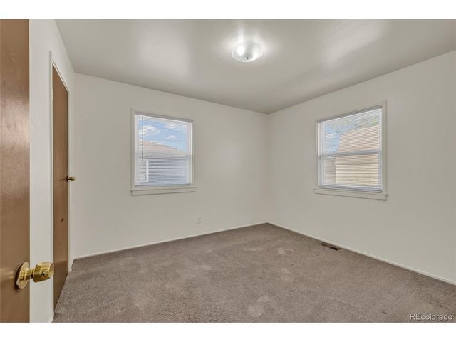 8891 Race St, Thornton, CO 80229
