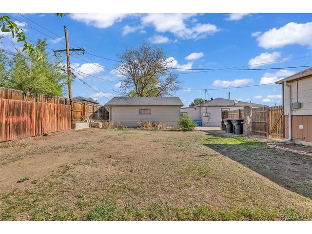 8891 Race St, Thornton, CO 80229