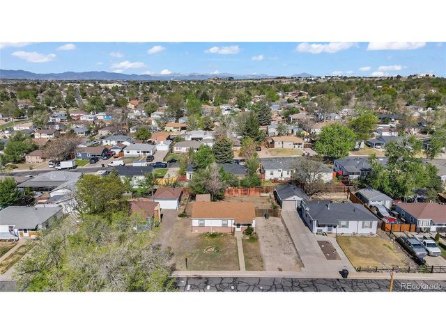 8891 Race St, Thornton, CO 80229