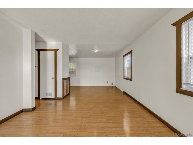 8891 Race St, Thornton, CO 80229