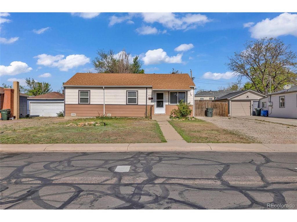 8891 Race St, Thornton, CO 80229