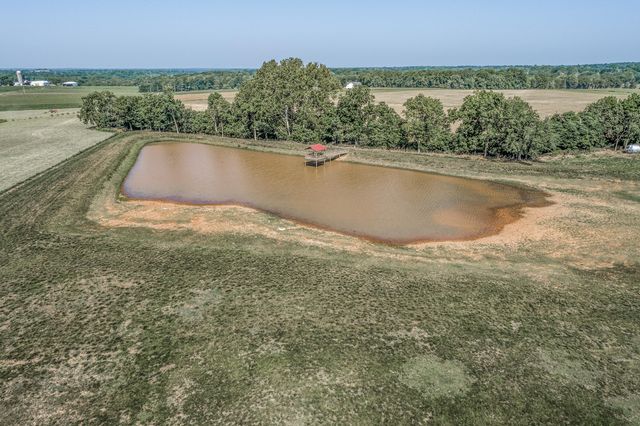 4697 North Farm Road 175, Springfield, MO 65803