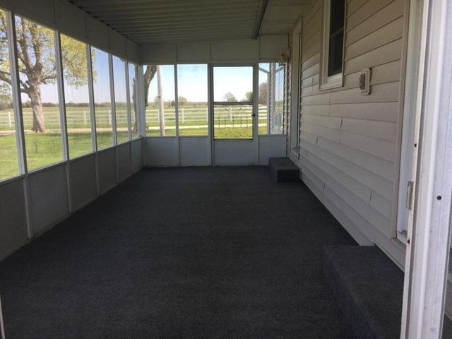 4697 North Farm Road 175, Springfield, MO 65803