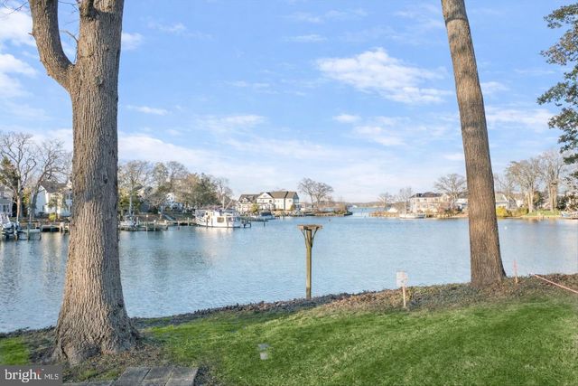 854 IMPERIAL RD, Arnold, MD 21012