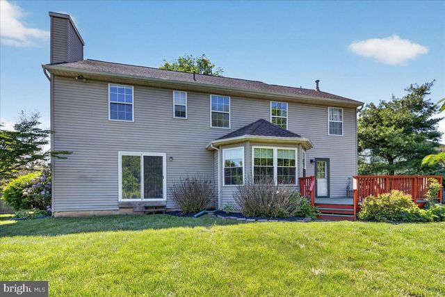 33 KLEIN DR, Bordentown, NJ 08620