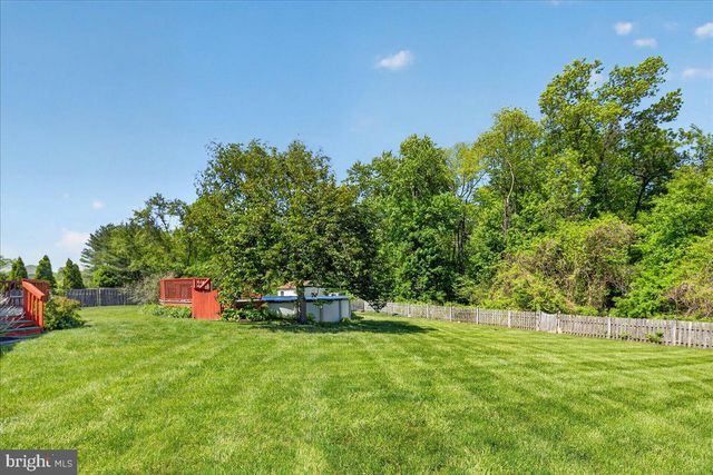33 KLEIN DR, Bordentown, NJ 08620