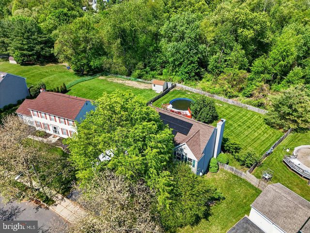 33 KLEIN DR, Bordentown, NJ 08620