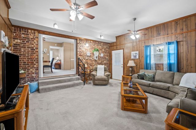 3401 Vickie Drive, Bryant, AR 72022