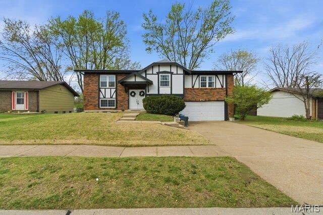 6268 Lake Paddock Drive, Unincorporated, MO 63033