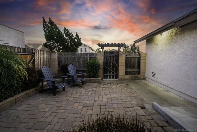 13010 Roundup Ave, San Diego, CA 92129