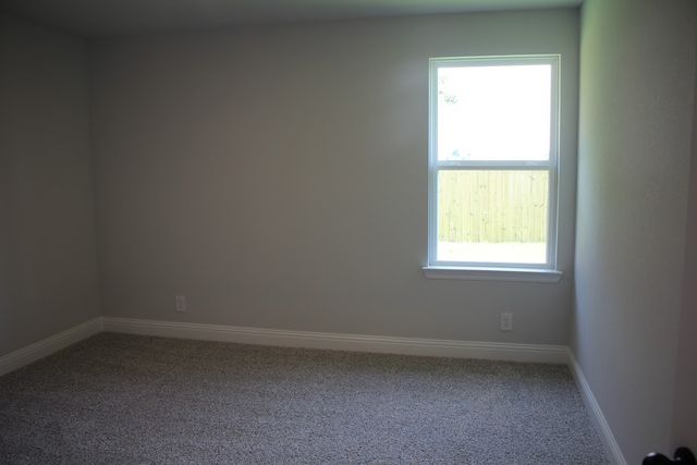 202 Walnut Street, Whitesboro, TX 76273