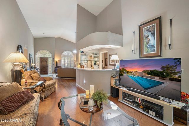 84 E BUENA VISTA Drive, Tempe, AZ 85284