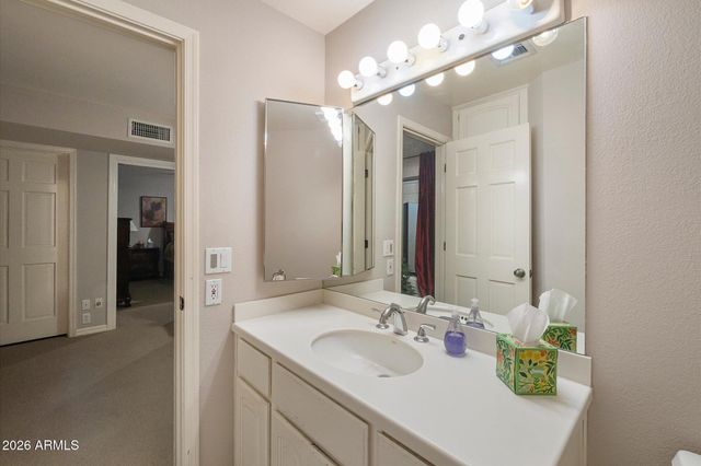 84 E BUENA VISTA Drive, Tempe, AZ 85284