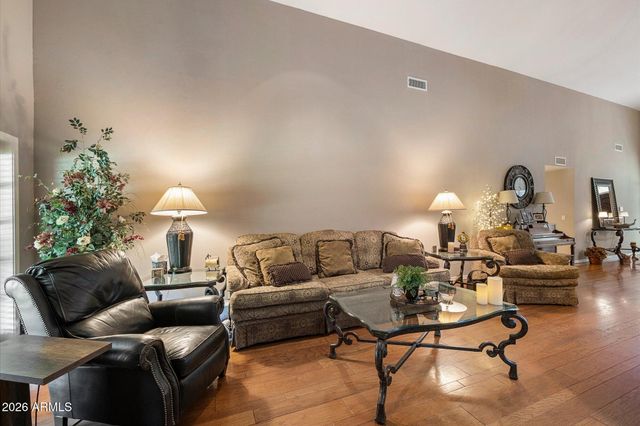 84 E BUENA VISTA Drive, Tempe, AZ 85284
