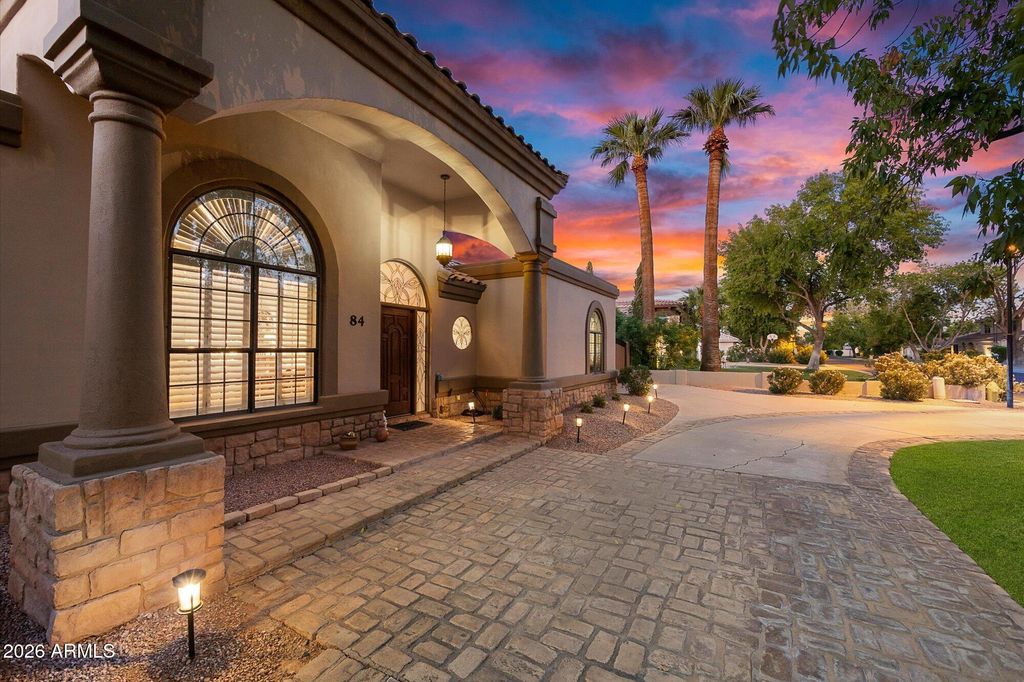 84 E BUENA VISTA Drive, Tempe, AZ 85284 — photo 4