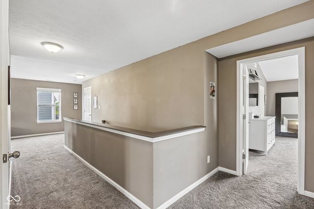 10137 Pepper Tree Lane, Noblesville, IN 46060