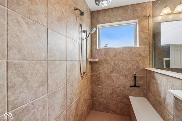 10137 Pepper Tree Lane, Noblesville, IN 46060