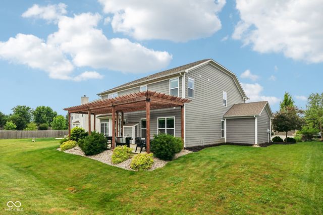 10137 Pepper Tree Lane, Noblesville, IN 46060