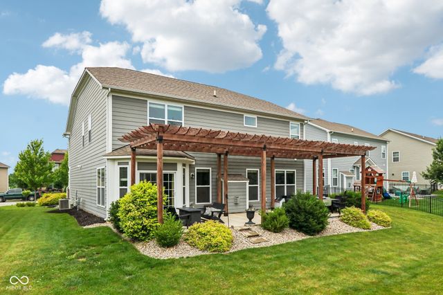 10137 Pepper Tree Lane, Noblesville, IN 46060