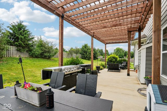 10137 Pepper Tree Lane, Noblesville, IN 46060
