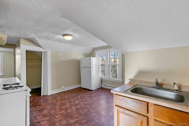 181 James Street, New Haven, CT 06513