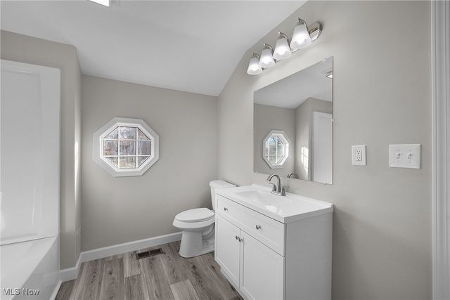 4654 Brookwood Drive, Brooklyn, OH 44144