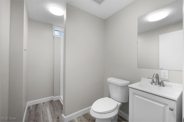 4654 Brookwood Drive, Brooklyn, OH 44144