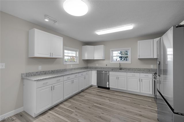 4654 Brookwood Drive, Brooklyn, OH 44144