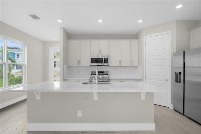 7818 SPECTRUM DRIVE, Kissimmee, FL 34747