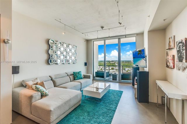 3470 E Coast Ave H1903, Miami, FL 33137