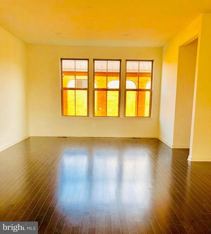 124 TOLOCKA TER NE, Leesburg, VA 20176