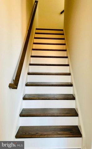 124 TOLOCKA TER NE, Leesburg, VA 20176