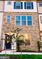 124 TOLOCKA TER NE, Leesburg, VA 20176