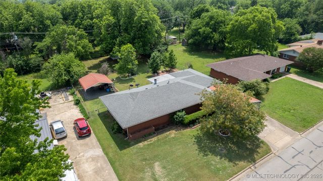 912 Maxwell NW, Ardmore, OK 73401