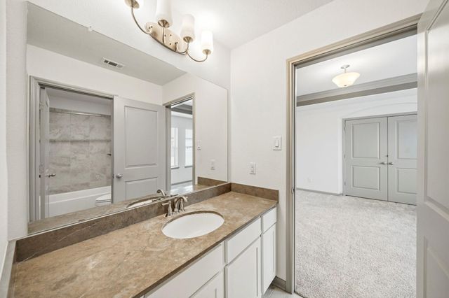 1911 Sapphire Pines Lane, Richmond, TX 77469