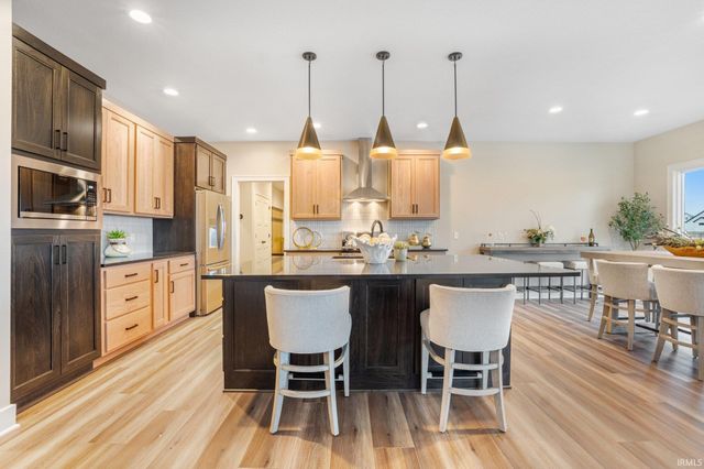 2088 Seward Lake Pass, Fort Wayne, IN 46814