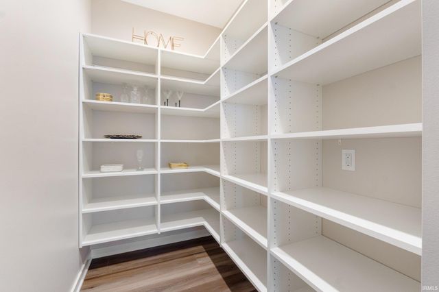 2088 Seward Lake Pass, Fort Wayne, IN 46814