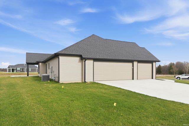 2088 Seward Lake Pass, Fort Wayne, IN 46814