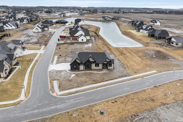 2088 Seward Lake Pass, Fort Wayne, IN 46814