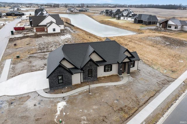 2088 Seward Lake Pass, Fort Wayne, IN 46814