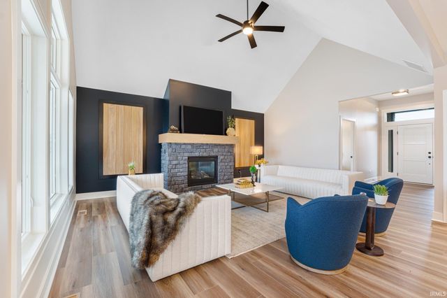 2088 Seward Lake Pass, Fort Wayne, IN 46814