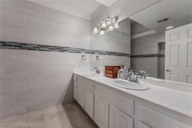 7720 West Agate Avenue, Las Vegas, NV 89113