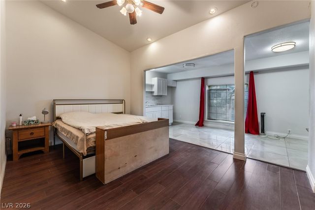 7720 West Agate Avenue, Las Vegas, NV 89113