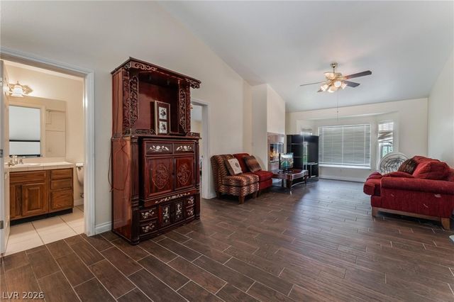 7720 West Agate Avenue, Las Vegas, NV 89113