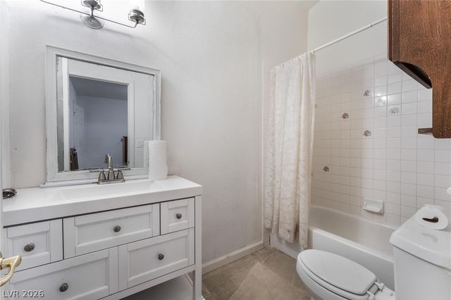 7720 West Agate Avenue, Las Vegas, NV 89113