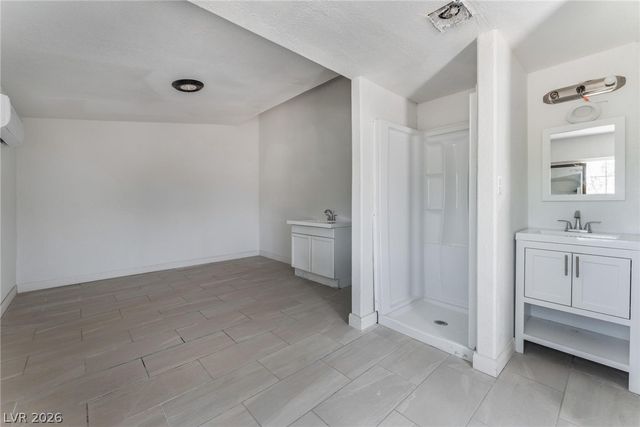 7720 West Agate Avenue, Las Vegas, NV 89113