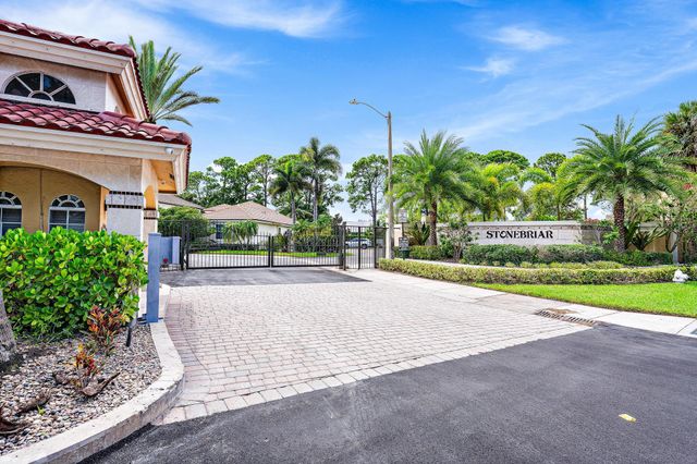123 Augusta Court, Jupiter, FL 33458